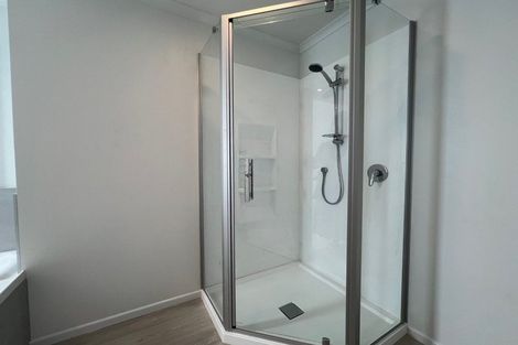 Photo of property in 51 Verran Road, Birkenhead, Auckland, 0626