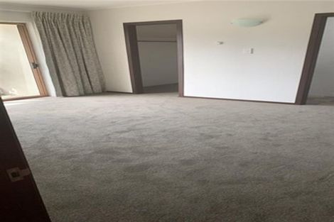 Photo of property in 70 Nimmo Avenue East, Waikanae, 5036