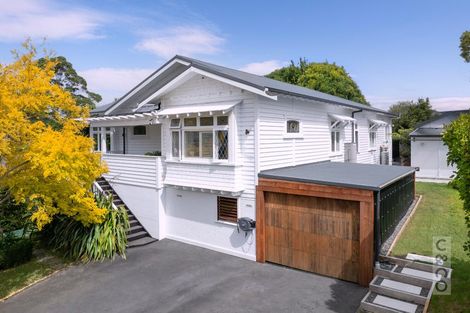 Photo of property in 56 Queen Street, Riverhead, 0820