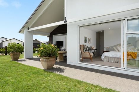 Photo of property in 62 Penetaka Heights, Pyes Pa, Tauranga, 3112