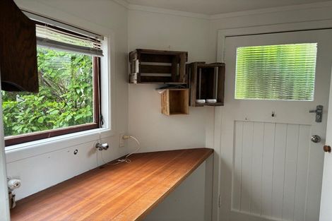 Photo of property in 3 Victor Road, Raumati Beach, Paraparaumu, 5032