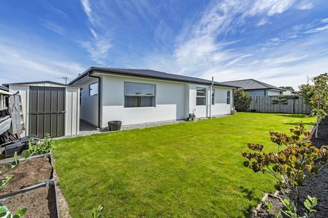 Photo of property in 6 Atap Place, Northwood, Christchurch, 8051