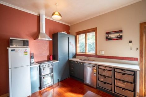 Photo of property in 20 South Street, West End, Palmerston North, 4410