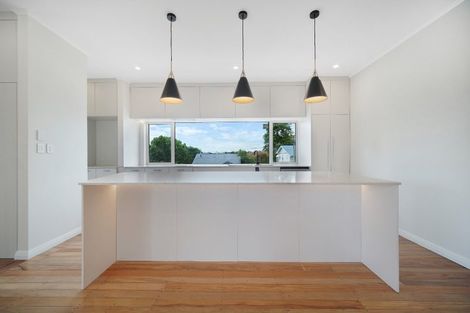 Photo of property in 19a Alexandra Street, Riverhead, 0820