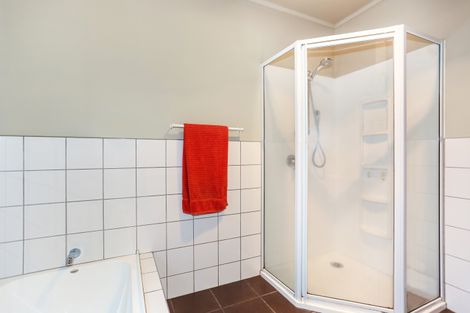 Photo of property in 4 Station Road, Pukekohe, 2120