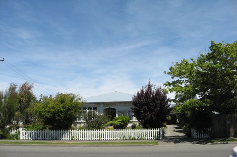 Photo of property in 226 Edgeware Road, Edgeware, Christchurch, 8013
