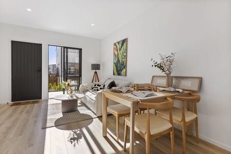 Photo of property in 13 Paetai Lane, Te Atatu Peninsula, 0610