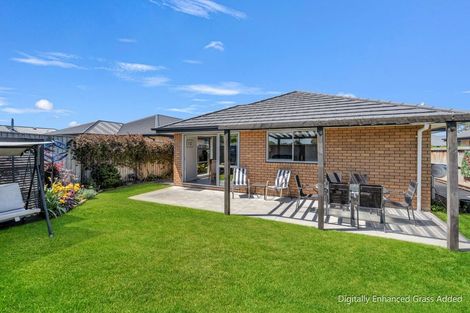 Photo of property in 41 Tara Crescent, Woodend, 7610