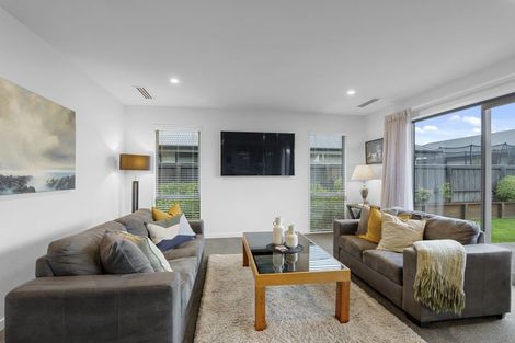 Photo of property in 19 Rothwell Drive, Rolleston, 7615