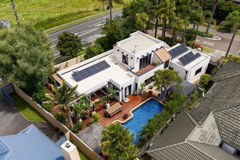 Photo of property in 2 La Cumbre Close, Bethlehem, Tauranga, 3110