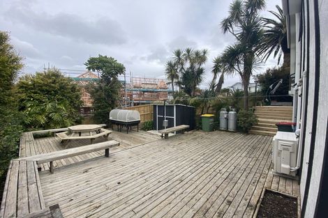 Photo of property in 5a Paparoa Road, Cockle Bay, Auckland, 2014