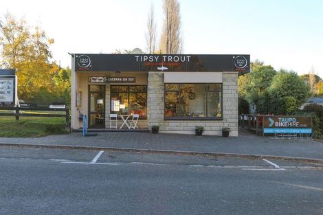 Photo of property in 68 Kinloch Road, Kinloch, Taupo, 3377