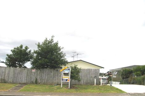 Photo of property in 89 Lauderdale Road, Birkdale, Auckland, 0626