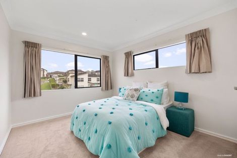 Photo of property in 1 Askerne Drive, Flat Bush, Auckland, 2016