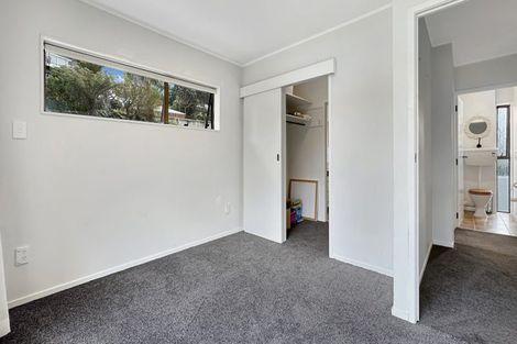 Photo of property in 2/5 Manaia Place, Mairangi Bay, Auckland, 0630