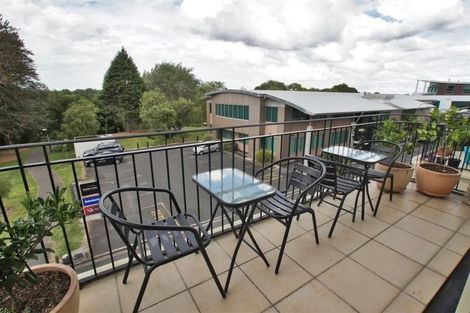 Photo of property in 2a/11 London Street, Hamilton Central, Hamilton, 3204