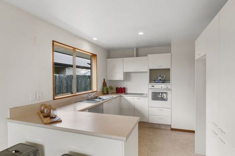 Photo of property in 2/9 Wittys Road, Avonhead, Christchurch, 8042