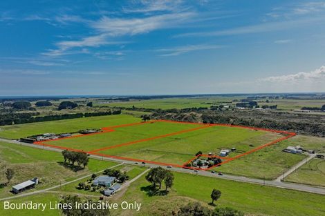 Photo of property in 22 Foxton Beach Road, Foxton, 4891