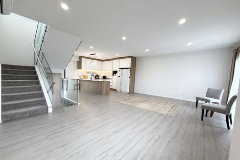 Photo of property in 30b Tudor Road, Henderson, Auckland, 0610