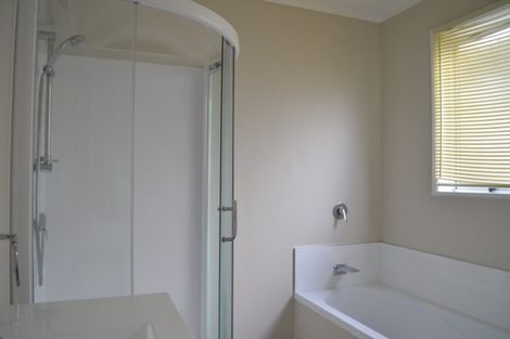 Photo of property in 10 Laurent Place, Kingston, Wellington, 6021