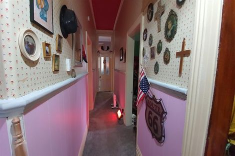 Photo of property in 14 Exeter Street, Waimate, 7924