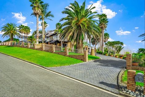 Photo of property in 5 Kotare Place, Sandspit, Warkworth, 0982