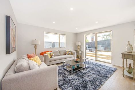 Photo of property in 8 Living Stream Road, Albany Heights, Auckland, 0632