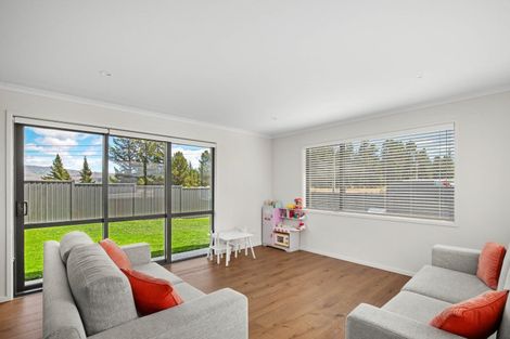 Photo of property in 10 Sequoia Close, Alexandra, 9320