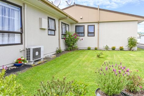 Photo of property in 3/200 Karaitiana Street, Frimley, Hastings, 4120