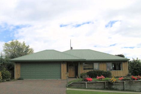 Photo of property in 47 Hinekura Avenue, Taupo, 3330