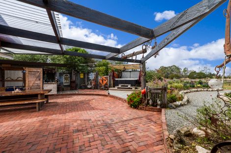 Photo of property in 12 Moreland Place, Mapua, 7005