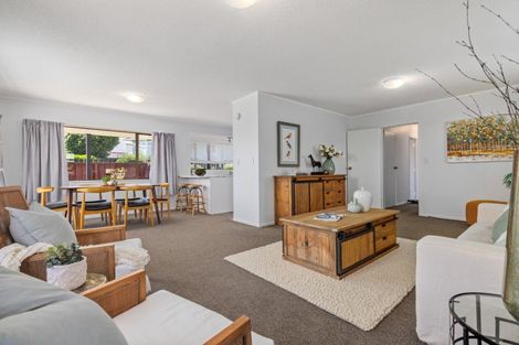 Photo of property in 6a Esmeralda Street, Welcome Bay, Tauranga, 3112