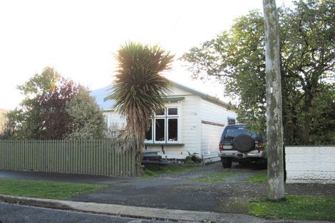 Photo of property in 15 Auld Street, Saint Kilda, Dunedin, 9012