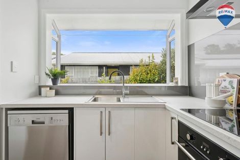 Photo of property in 87a Main Road, Wainuiomata, Lower Hutt, 5014