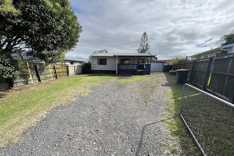 Photo of property in 1/32 Maplesden Drive, Clendon Park, Auckland, 2103