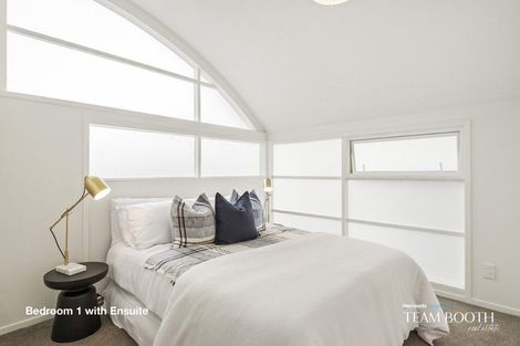 Photo of property in 2/22 Rangatira Road, Birkenhead, Auckland, 0626