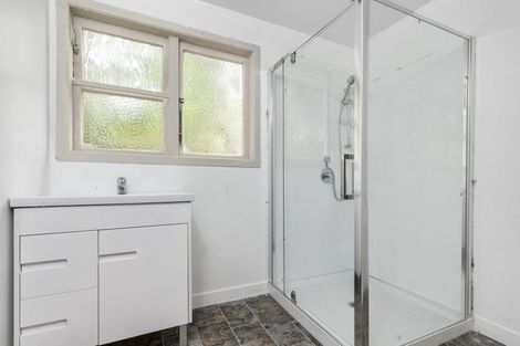 Photo of property in 1696 South Head Road, South Head, Helensville, 0874