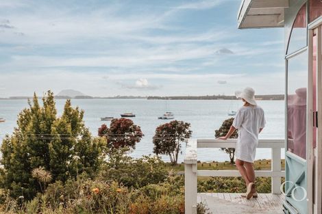 Photo of property in 39 Harbour View Road, Omokoroa, 3114