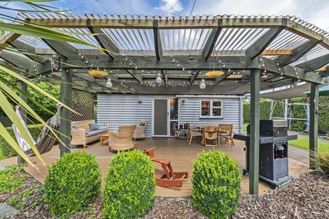 Photo of property in 13 Cliff Street, Coalgate, 7673