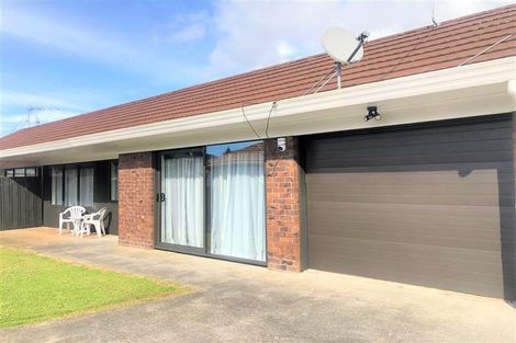 Photo of property in 2/34 Woolfield Road, Papatoetoe, Auckland, 2025