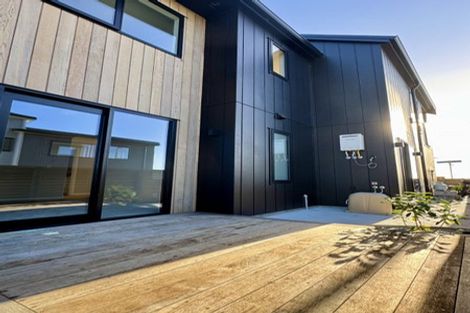 Photo of property in 49 Kumukumu Road, Long Bay, Auckland, 0630