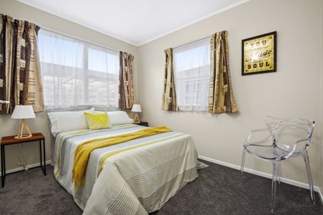 Photo of property in 1/34 Dale Crescent, Pakuranga, Auckland, 2010