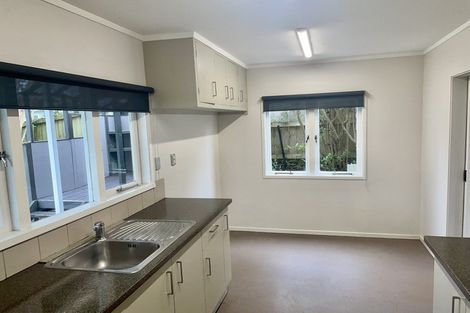 Photo of property in 101 Stanley Road, Glenfield, Auckland, 0629