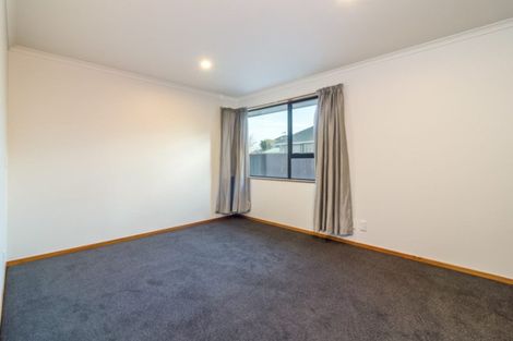 Photo of property in 2/8 Lovelock Street, Dallington, Christchurch, 8061