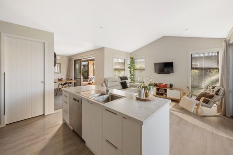 Photo of property in 56 Eriksen Road, Te Awa, Napier, 4110