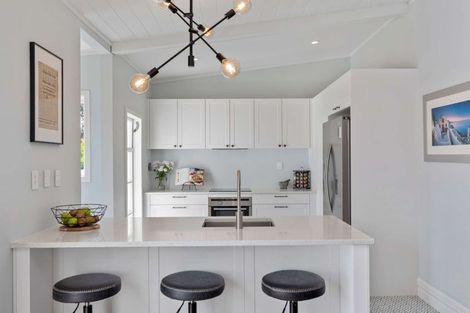 Photo of property in 68 Avenue Road, Otahuhu, Auckland, 1062