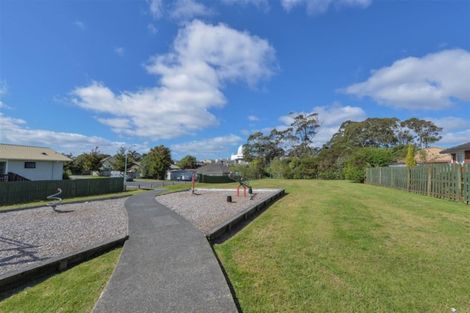 Photo of property in 50 Riserra Drive, Ranui, Auckland, 0612