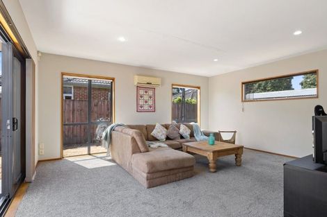 Photo of property in 2/3 Worthy Street, Ilam, Christchurch, 8041