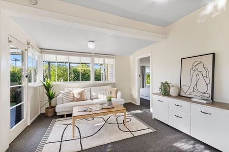 Photo of property in 86 Corson Avenue, Beckenham, Christchurch, 8023