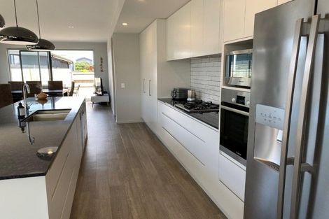 Photo of property in 17 Te Aranga Drive, Papamoa Beach, Papamoa, 3118